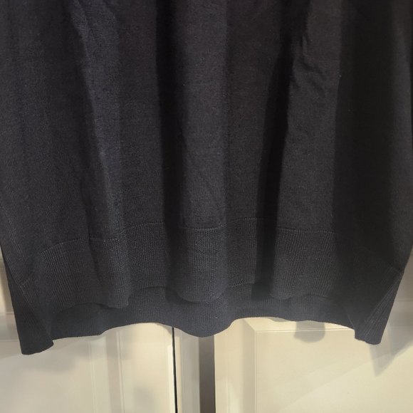 Versace Greca Lana Wool V-Neck Jumper - Picture 4 of 9